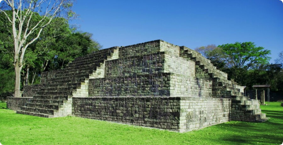Misteri Maya: alla scoperta delle rovine di Copán in Honduras